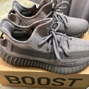 Yeezy Grey Men’s 6.5